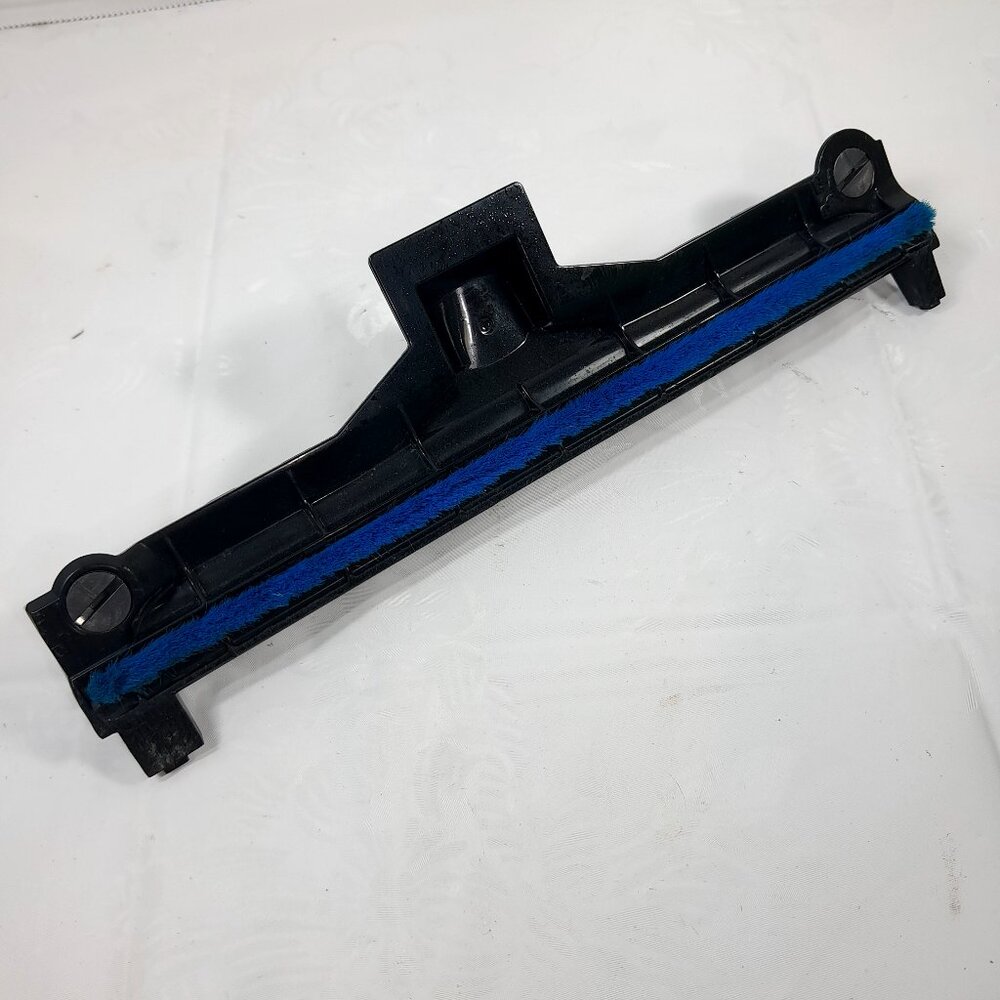 Shark‎ vacuum WZ240 V5 BOTTOM SKID SOLE PLATE BRUSHROLL COVER replacement part